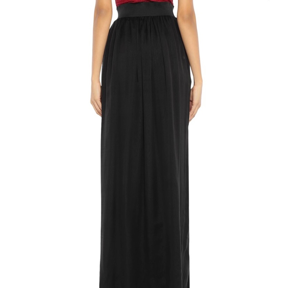 Gorgeous Pierre Balmain Black Lace long skirt